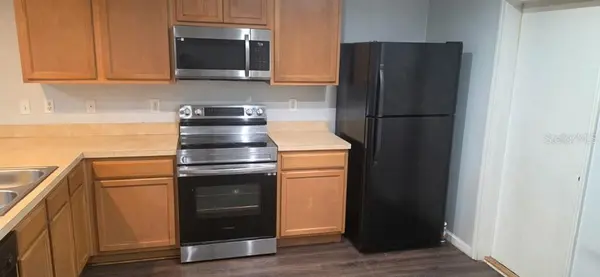 4796 PLAYSCHOOL DR, Jacksonville, FL 32210
