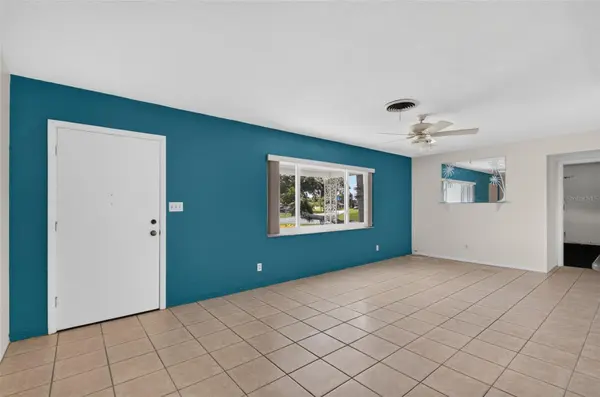 10809 90TH TER, Seminole, FL 33772
