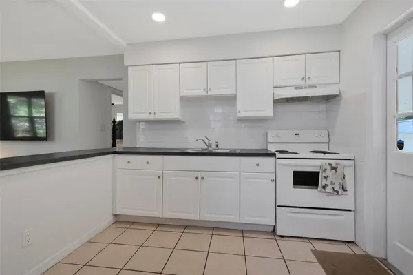 4420 DR MARTIN LUTHER KING JR ST N, St Petersburg, FL 33703