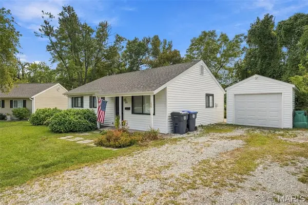 512 Eggering DR, O'fallon, MO 63366