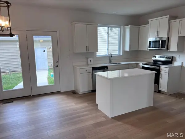 7121 Trainor PL #Middle, St Louis, MO 63116
