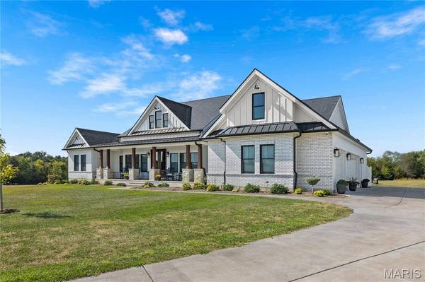 129 Lonesome Dove WAY, Foristell, MO 63348