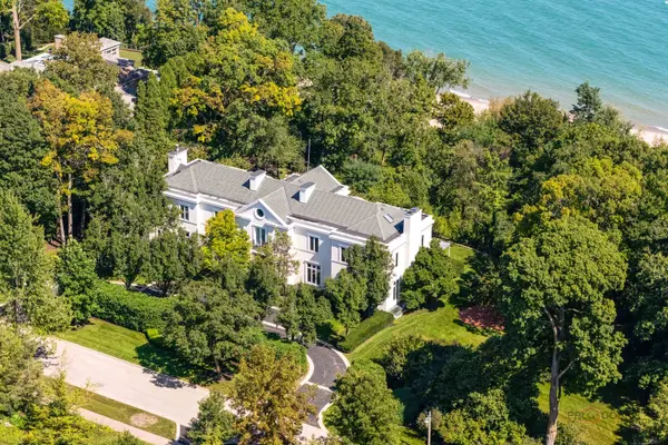 901 Lake RD, Lake Forest, IL 60045