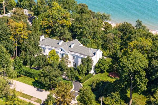 901 Lake RD, Lake Forest, IL 60045