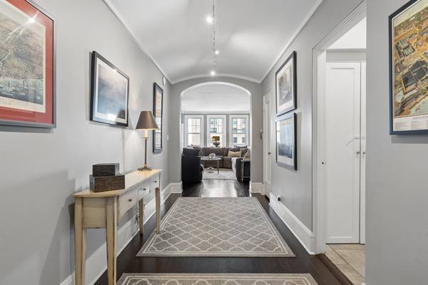 5000 S East End AVE #15C, Chicago, IL 60615