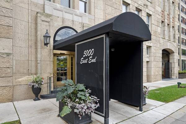 5000 S East End AVE #15C, Chicago, IL 60615