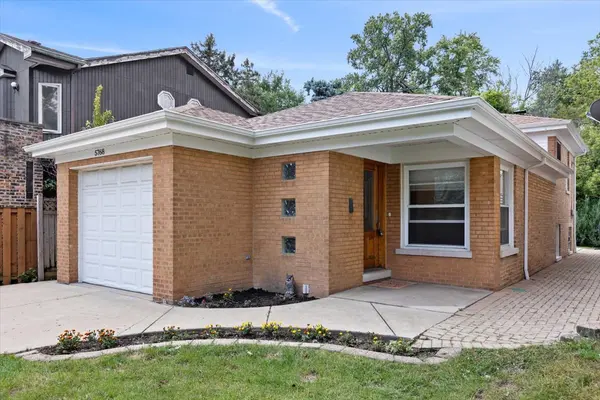 5768 N Lacey AVE, Chicago, IL 60646