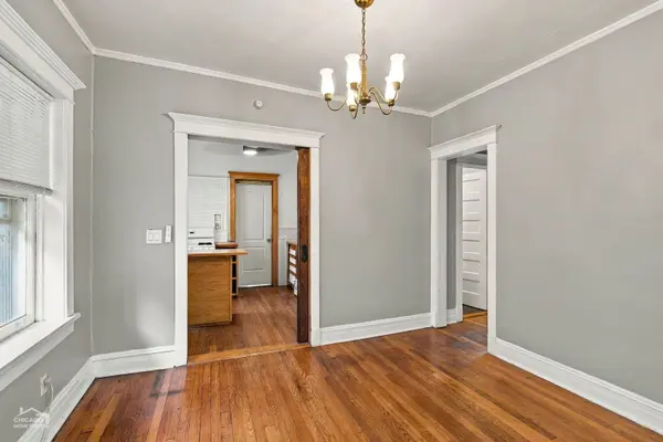1104 Dempster ST #2, Evanston, IL 60202