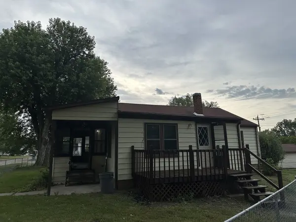 1607 ONTARIO AVE, Savanna, IL 61074