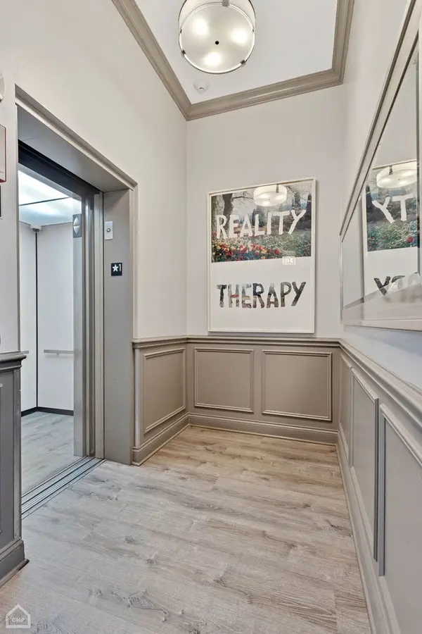 4705 S Champlain AVE #303, Chicago, IL 60615