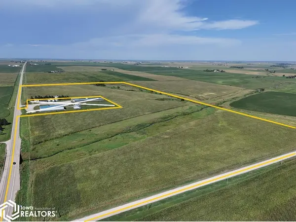 Parcel 2 US Hwy 218 at Co. Hwy E40, Van Horne, IA 52346