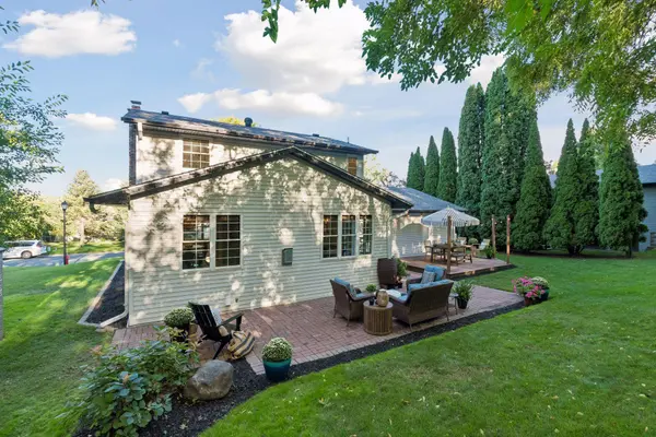 4275 Carlson Lake LN N, Eagan, MN 55123