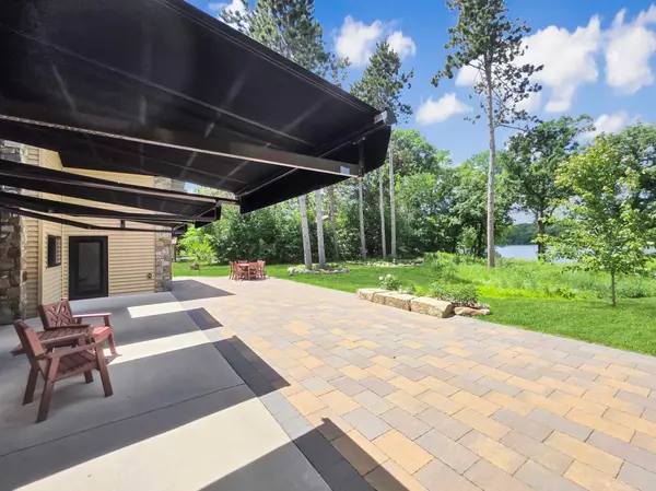17731 Gayle DR, Little Falls, MN 56345