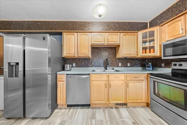 3550 Cloman WAY E, Inver Grove Heights, MN 55076