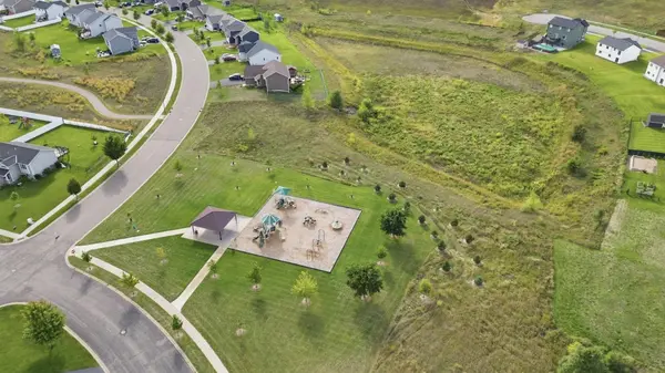 8796 Ebersole AVE, Monticello, MN 55362
