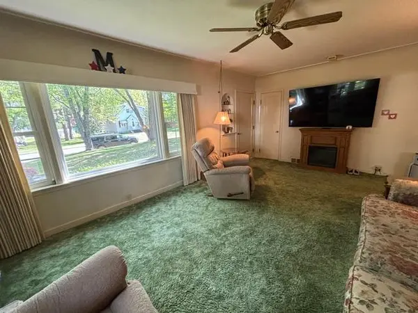 3809 2nd AVE E, Hibbing, MN 55746