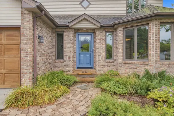 4630 Valley Forge LN N, Plymouth, MN 55442