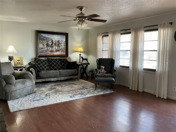 624 S 18th ST, Clinton, OK 73601