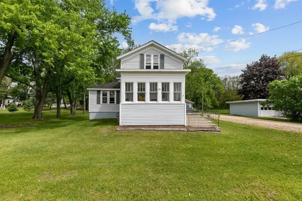 567 BROADWAY ST, Berlin, WI 54923