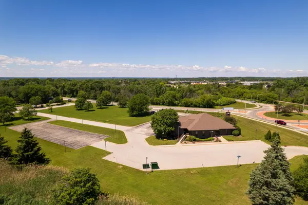 2646 NOEL DR, Green Bay, WI 54311