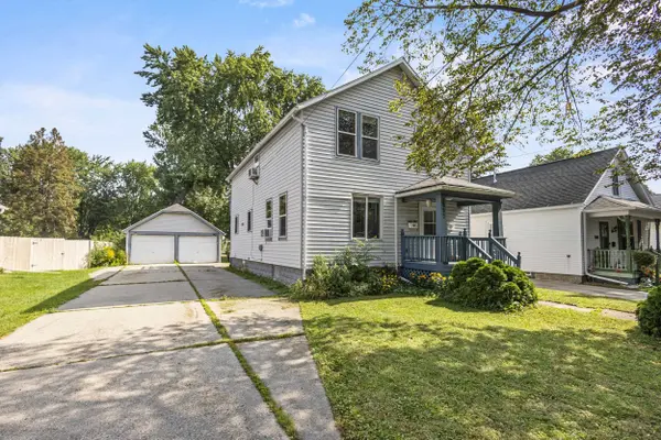 1227 PORLIER ST, Green Bay, WI 54301-3431