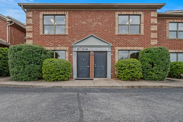 504 Autumn Springs Ct, Franklin, TN 37067