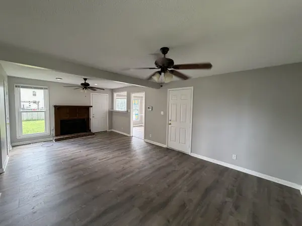 3409 Minor Dr, Clarksville, TN 37042