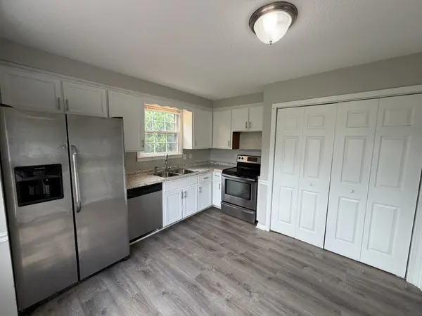 3409 Minor Dr, Clarksville, TN 37042