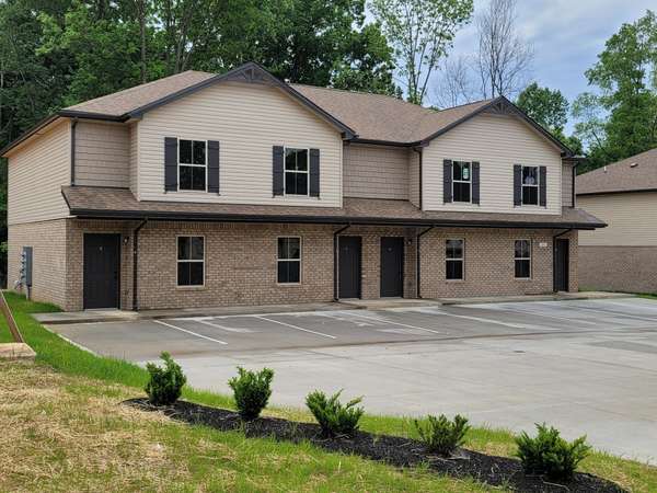 231 SMITHSON LN #B, Clarksville, TN 37040