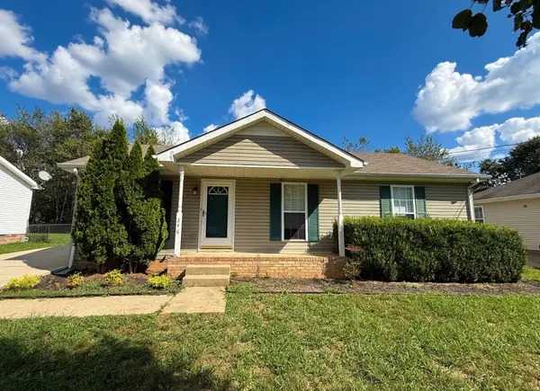 346 Cranklen Cir, Clarksville, TN 37042