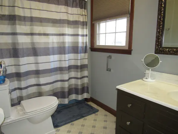 11885 Palmyra Rd, Oak Grove, KY 42262