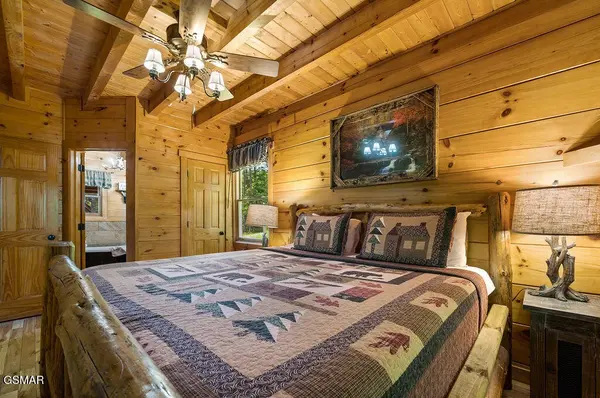1728 Scenic Woods Way #BEARPAWHIDEAWAY, Sevierville, TN 37876