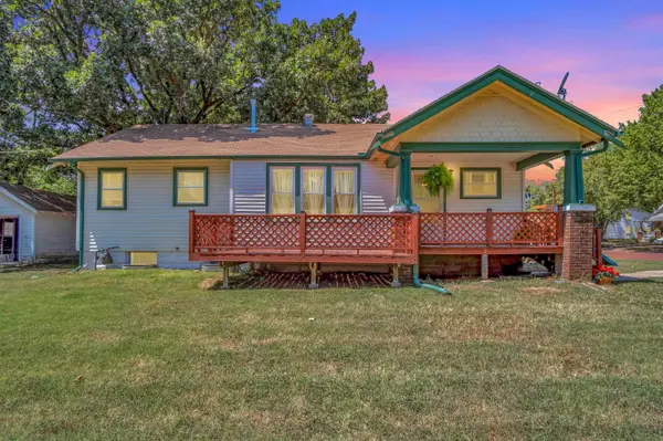 625 E 5th,  Newton,  KS 67114