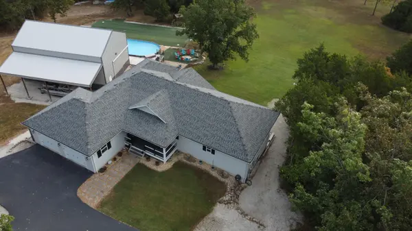 125 Dunn RD, Walnut Shade, MO 65771