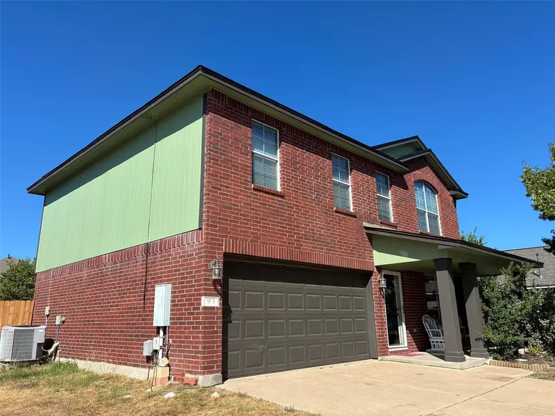 913 Whitley DR, Leander, TX 78641