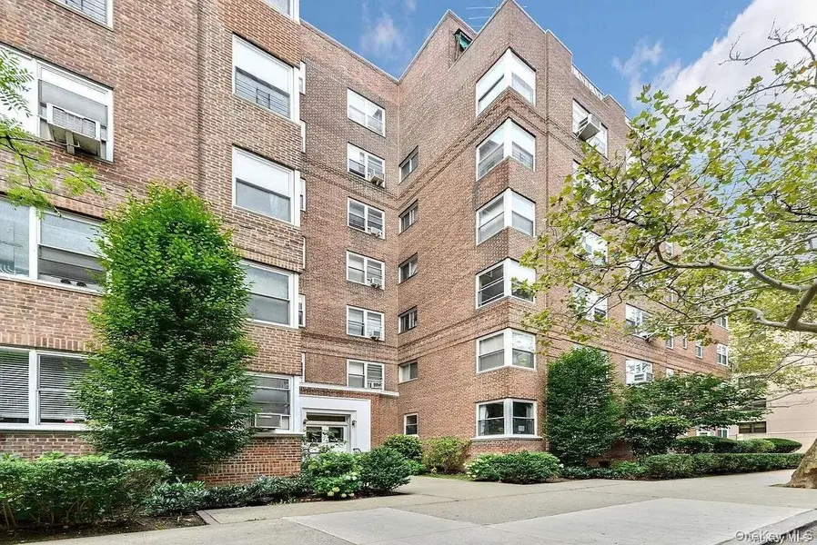 71-36 110th ST #6/H, Forest Hills, NY 11375
