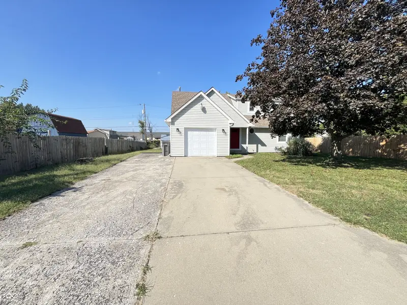 890 E Edwards AVE, Indianapolis, IN 46227