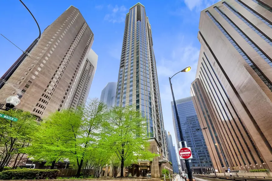 222 N Columbus DR #302, Chicago, IL 60601