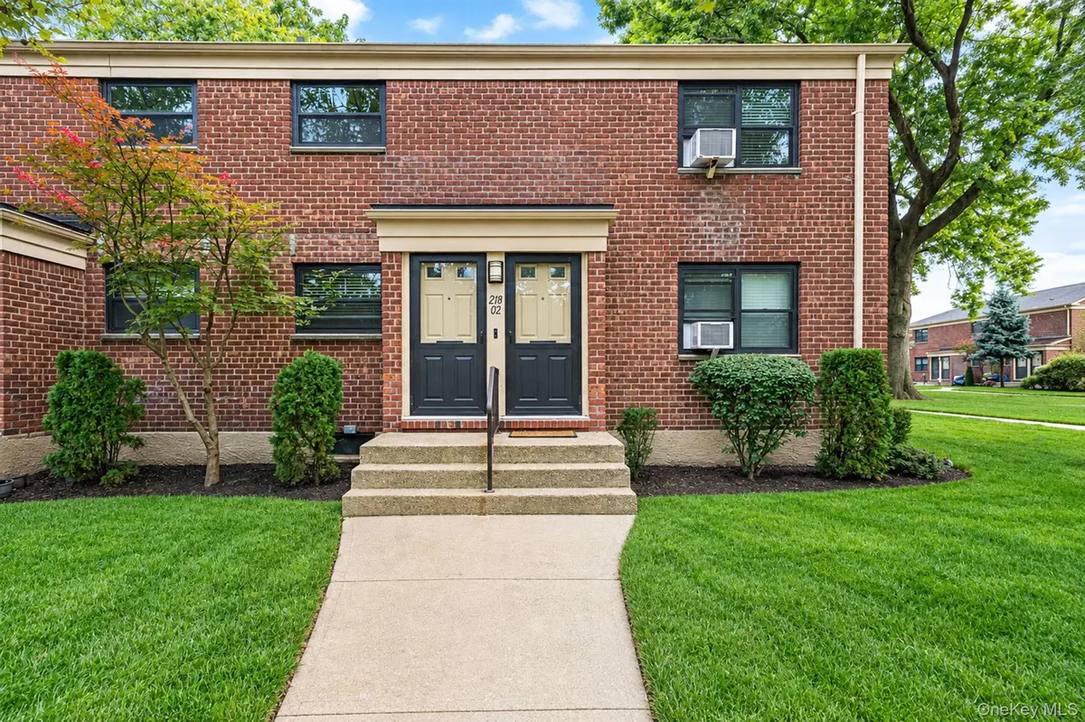 218-02 73rd AVE #397A1, Oakland Gardens, NY 11364