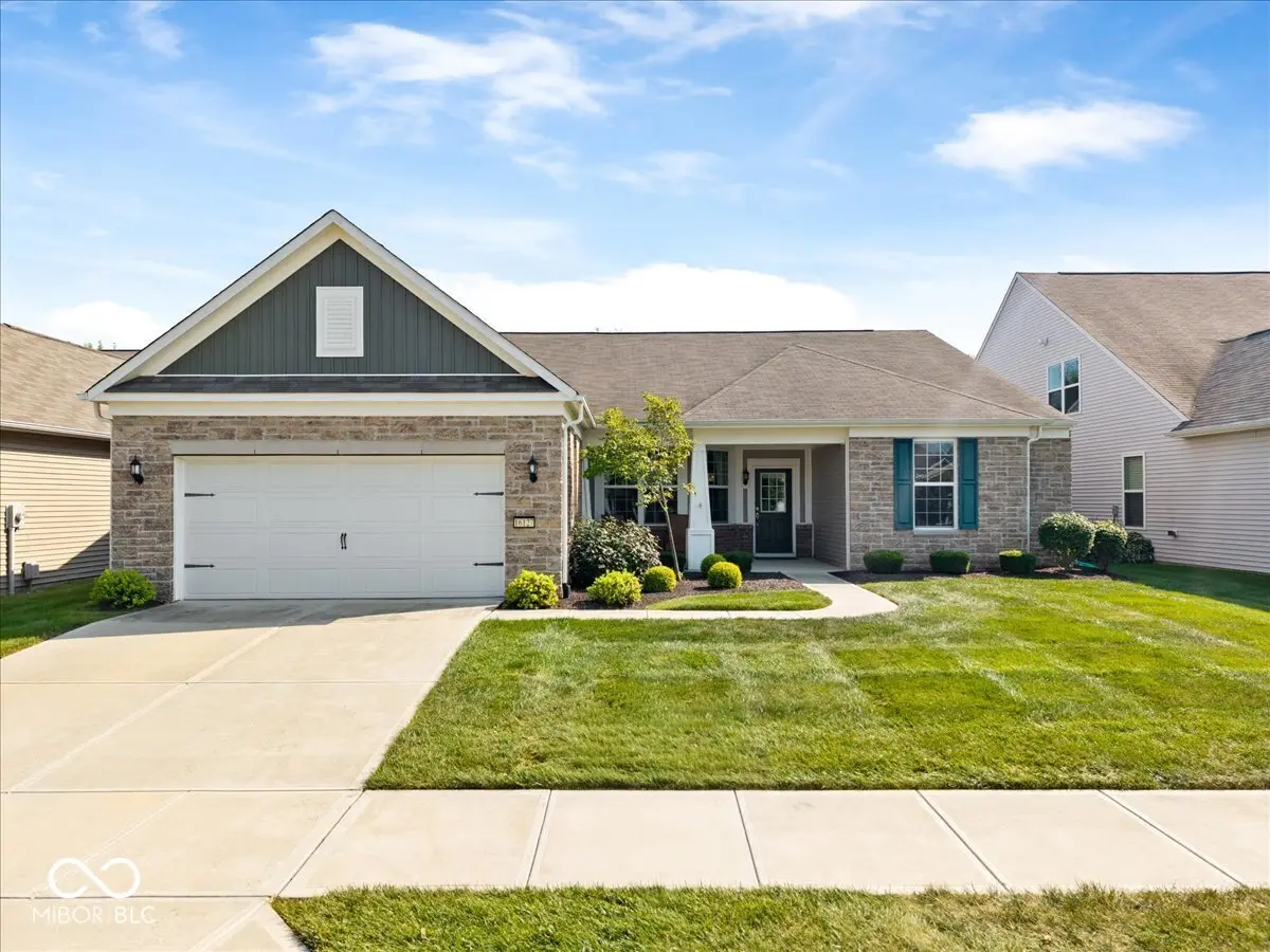 16127 Loire Valley DR, Fishers, IN 46037