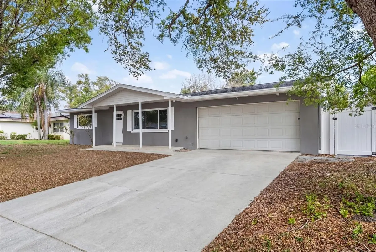 2352 LORENA LN, Clearwater, FL 33765
