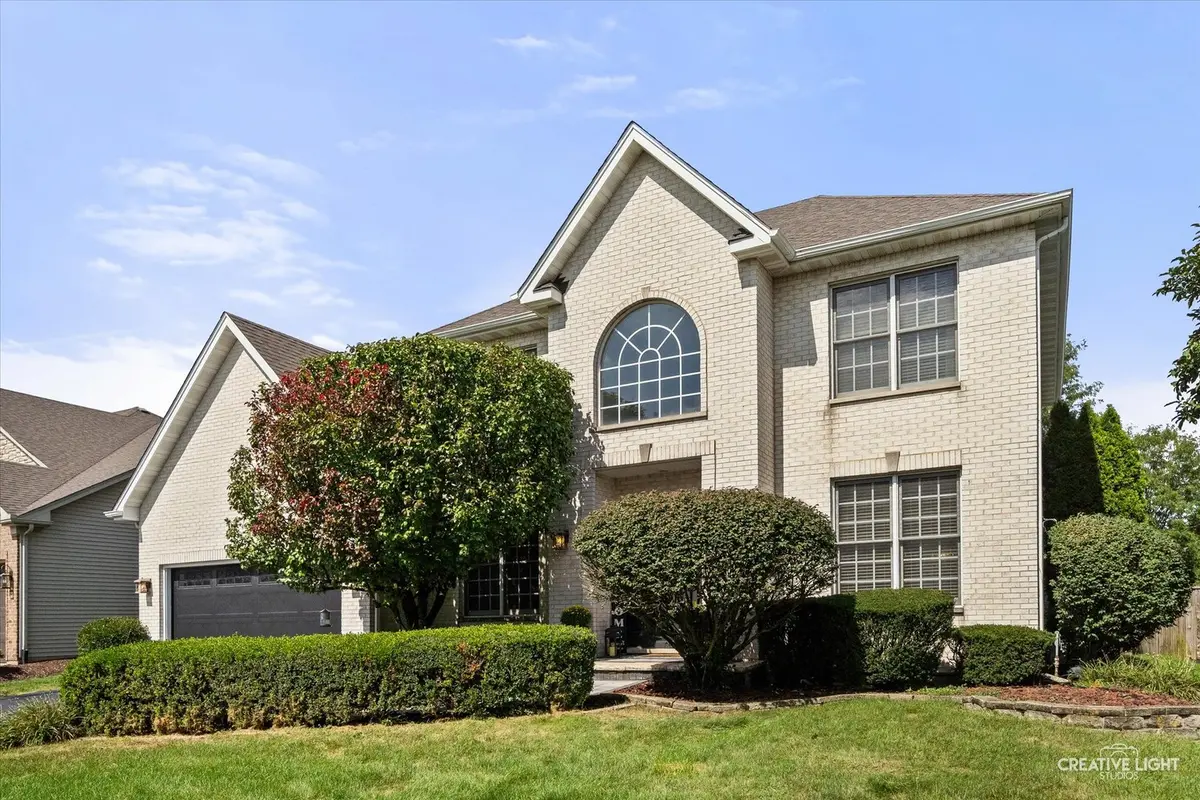 3747 Highknob CIR, Naperville, IL 60564