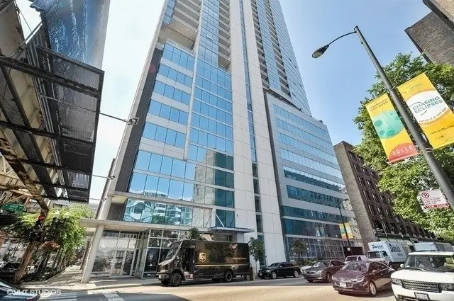 303 W Ohio ST #2004, Chicago, IL 60654