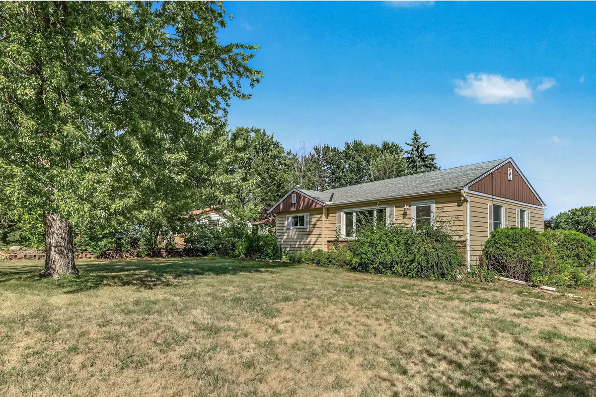 3004 Bellaire AVE, Maplewood, MN 55109