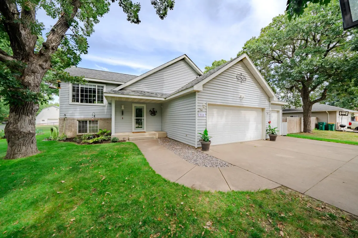 710 S 2nd ST, Royalton, MN 56373
