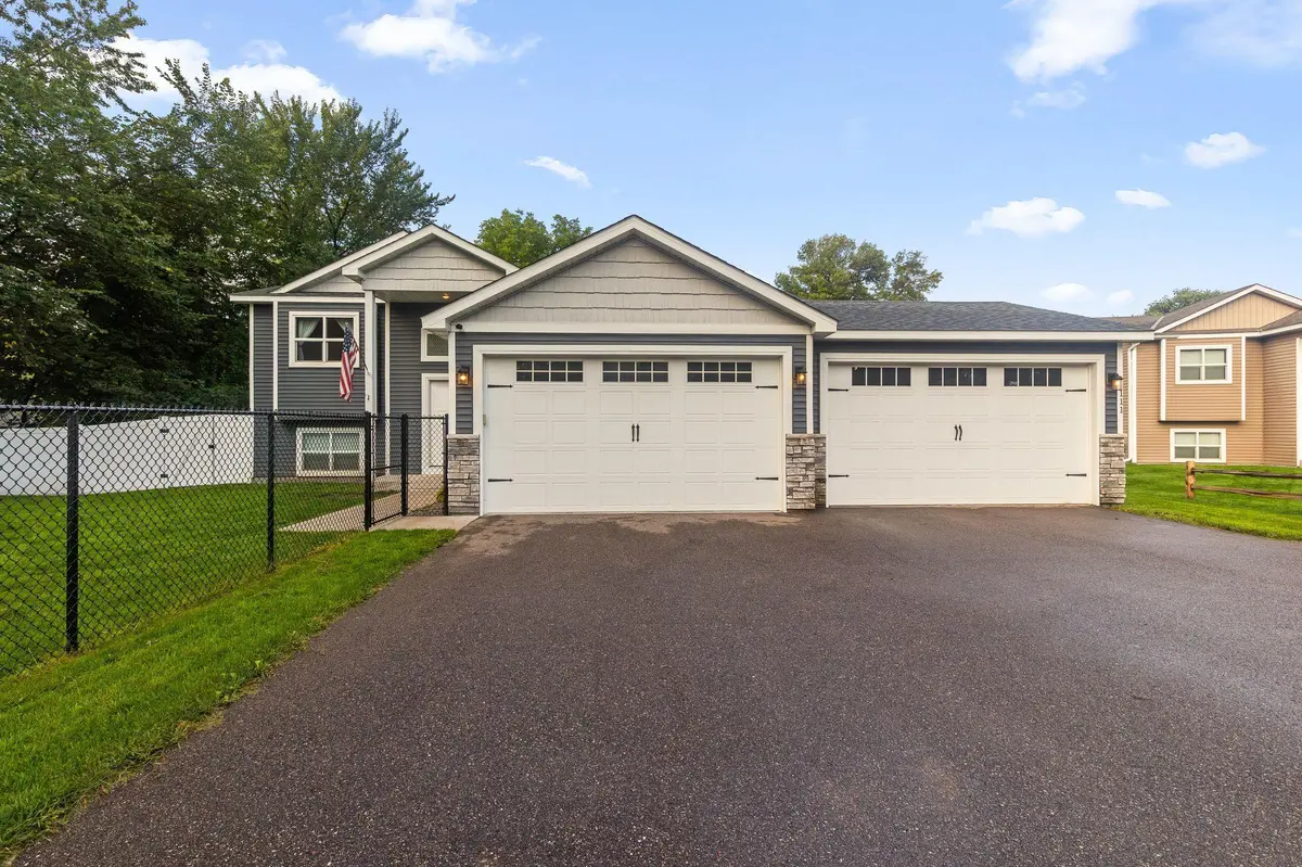 111 3rd AVE SW, Isanti, MN 55040