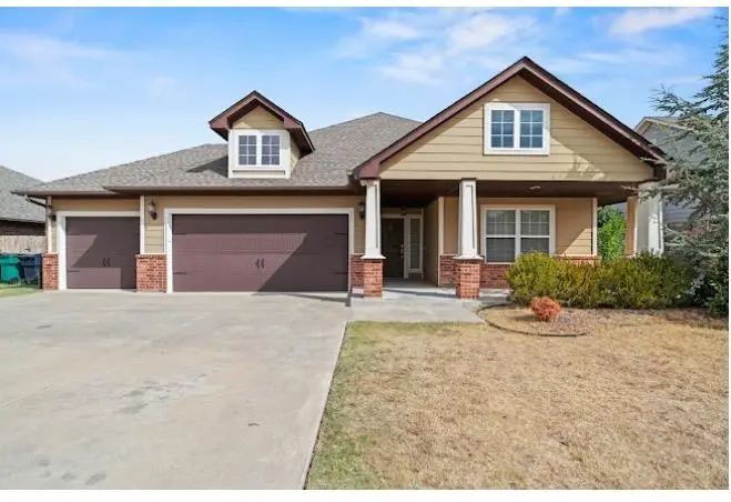 11225 NW 103rd ST, Yukon, OK 73099