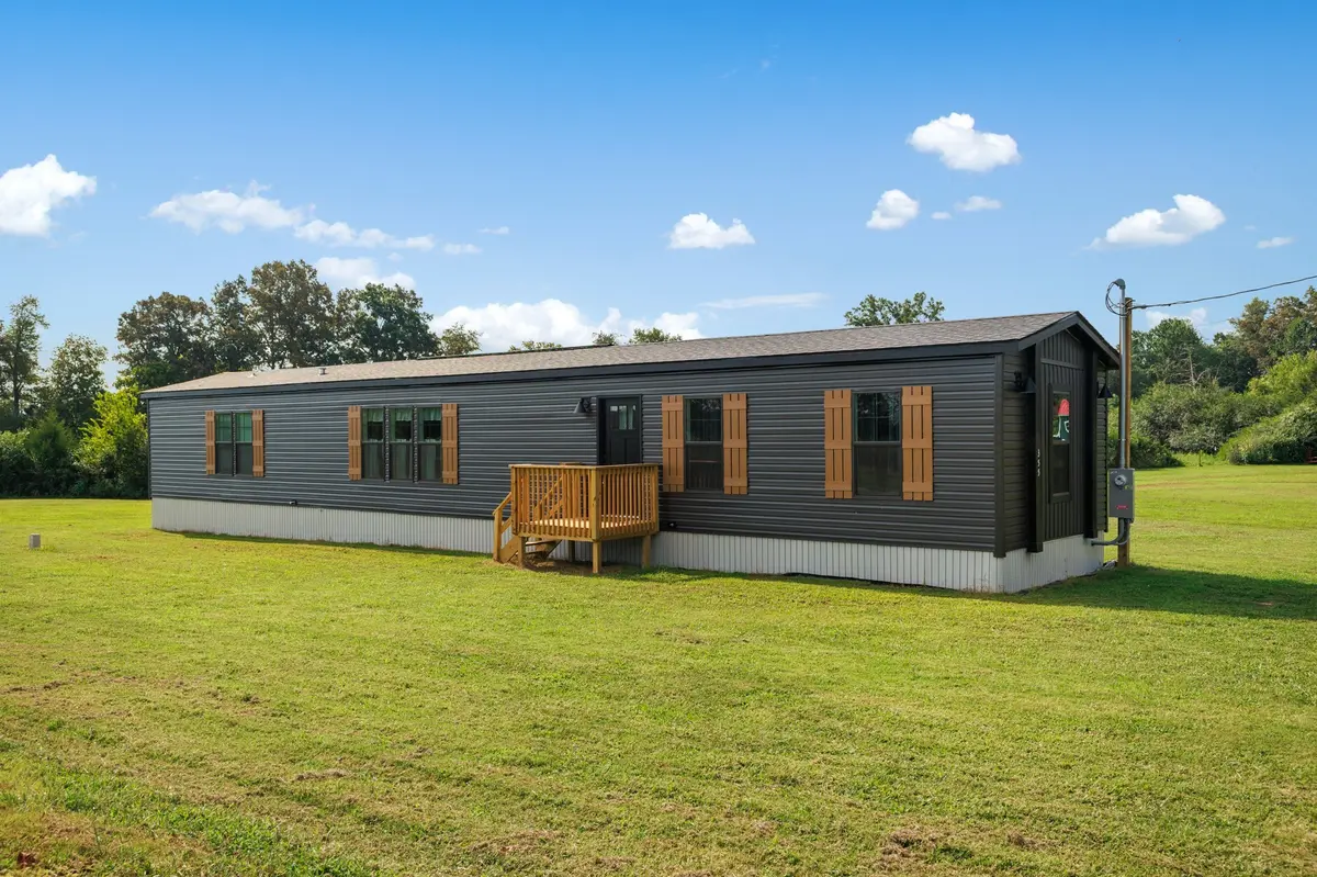 355 Old Blue Springs Rd, Smithville, TN 37166