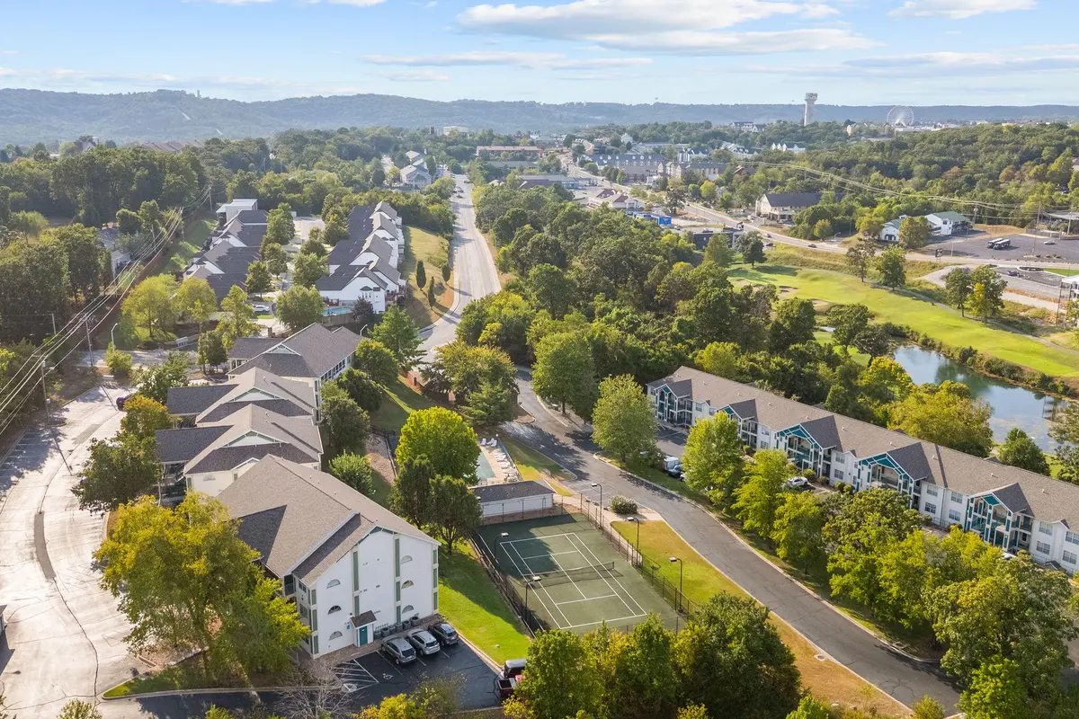 530 Spring Creek RD #Apt 12, Branson, MO 65616
