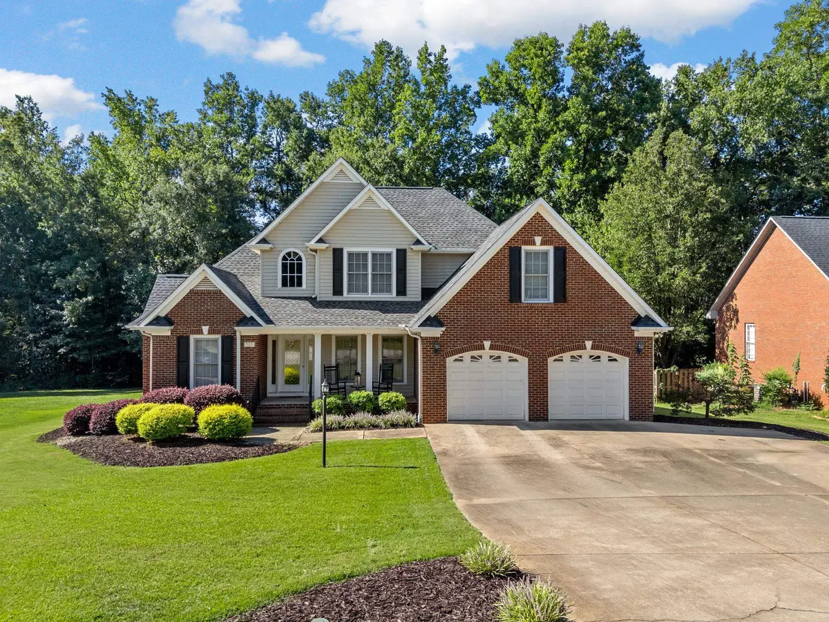 522 Chippendale LN, Boiling Springs, SC 29316